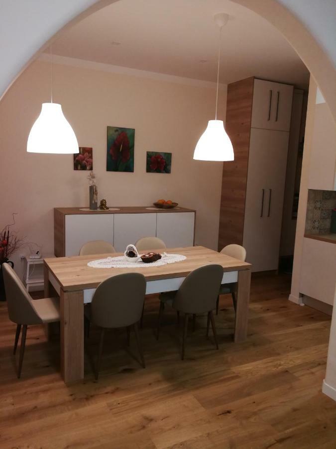 Apartment Karin Rijeka Eksteriør bilde